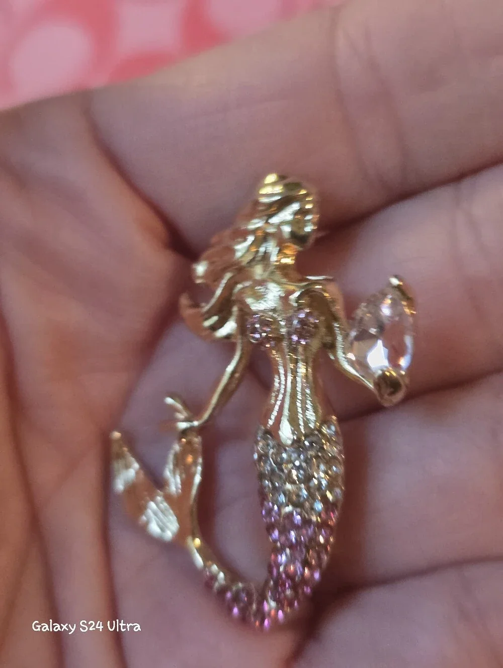 Mermaid Tiny Brooch NEW